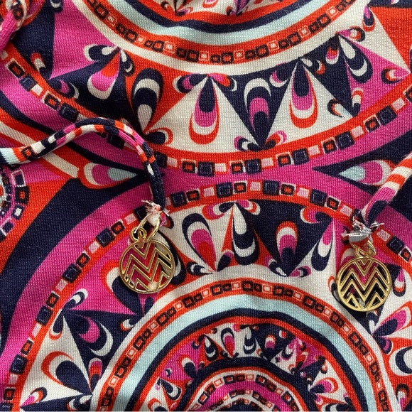 Macbeth Collection by Margaret Joseph’s Hooded Coverup with Pockets - Picture 4 of 6